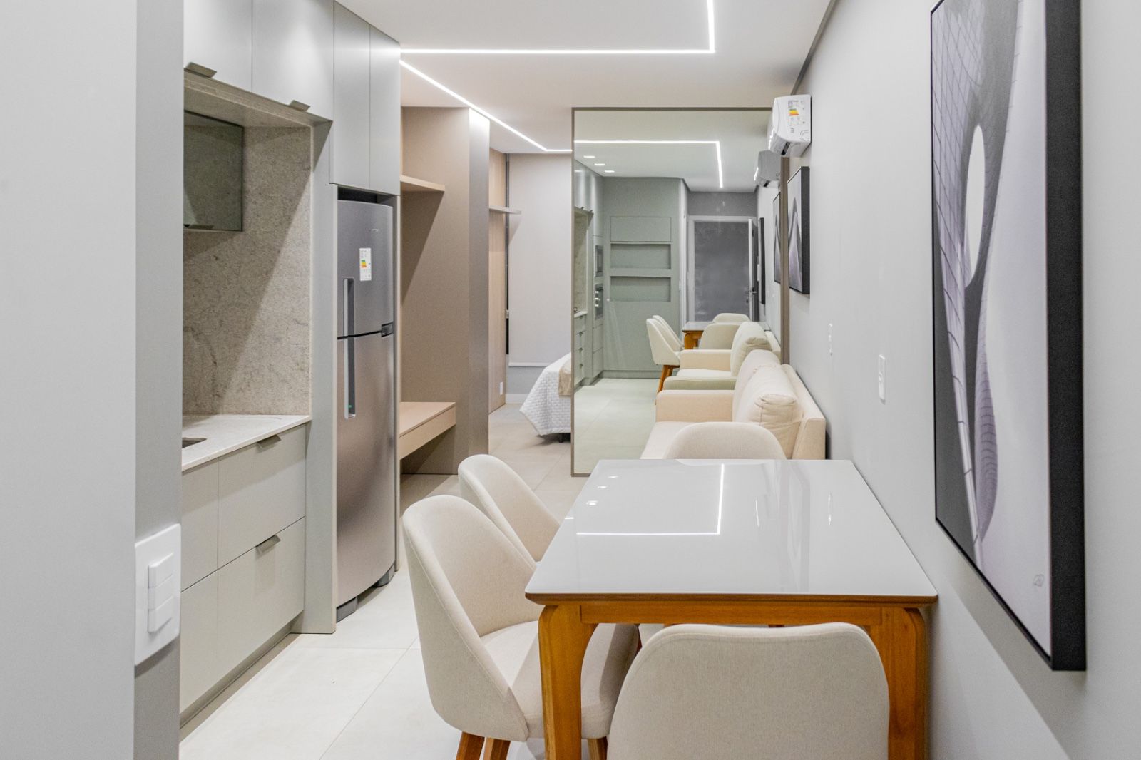 Studio 1 quarto sendo 1 suíte para venda no bairro Praia da Cal em Torres