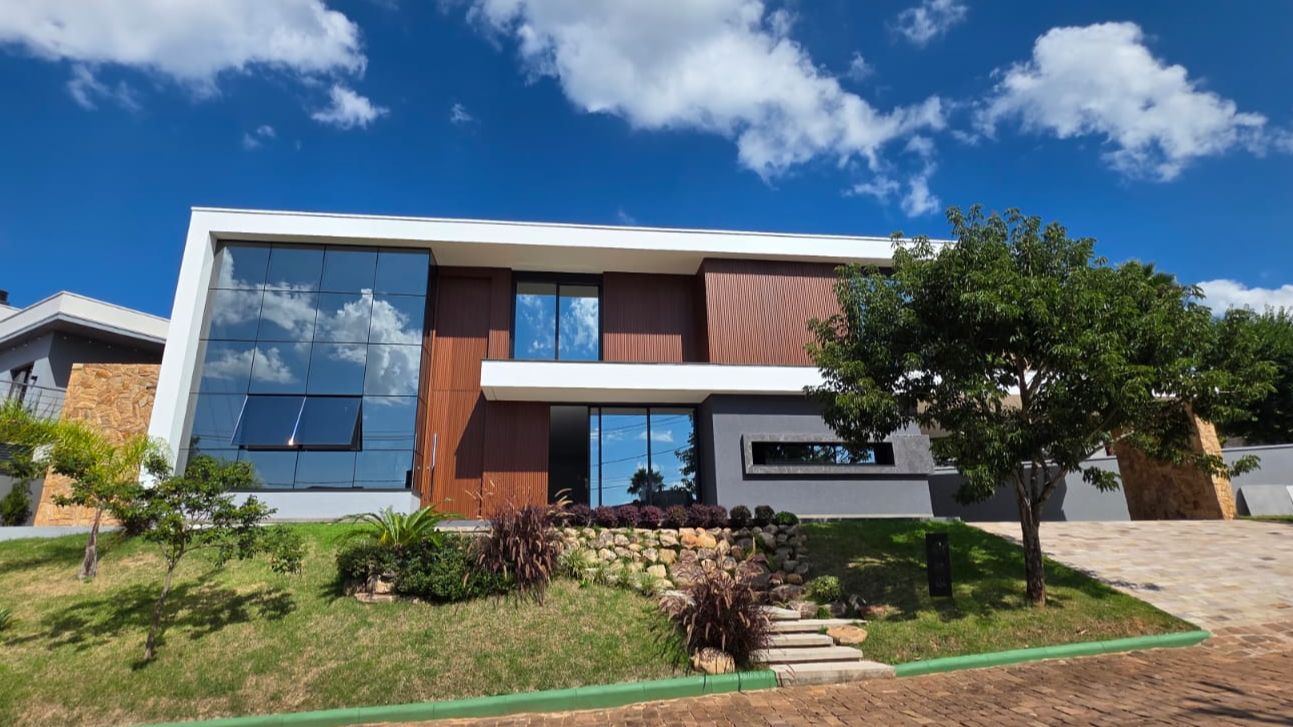 Casa para venda no bairro Centro  em Passo Fundo
