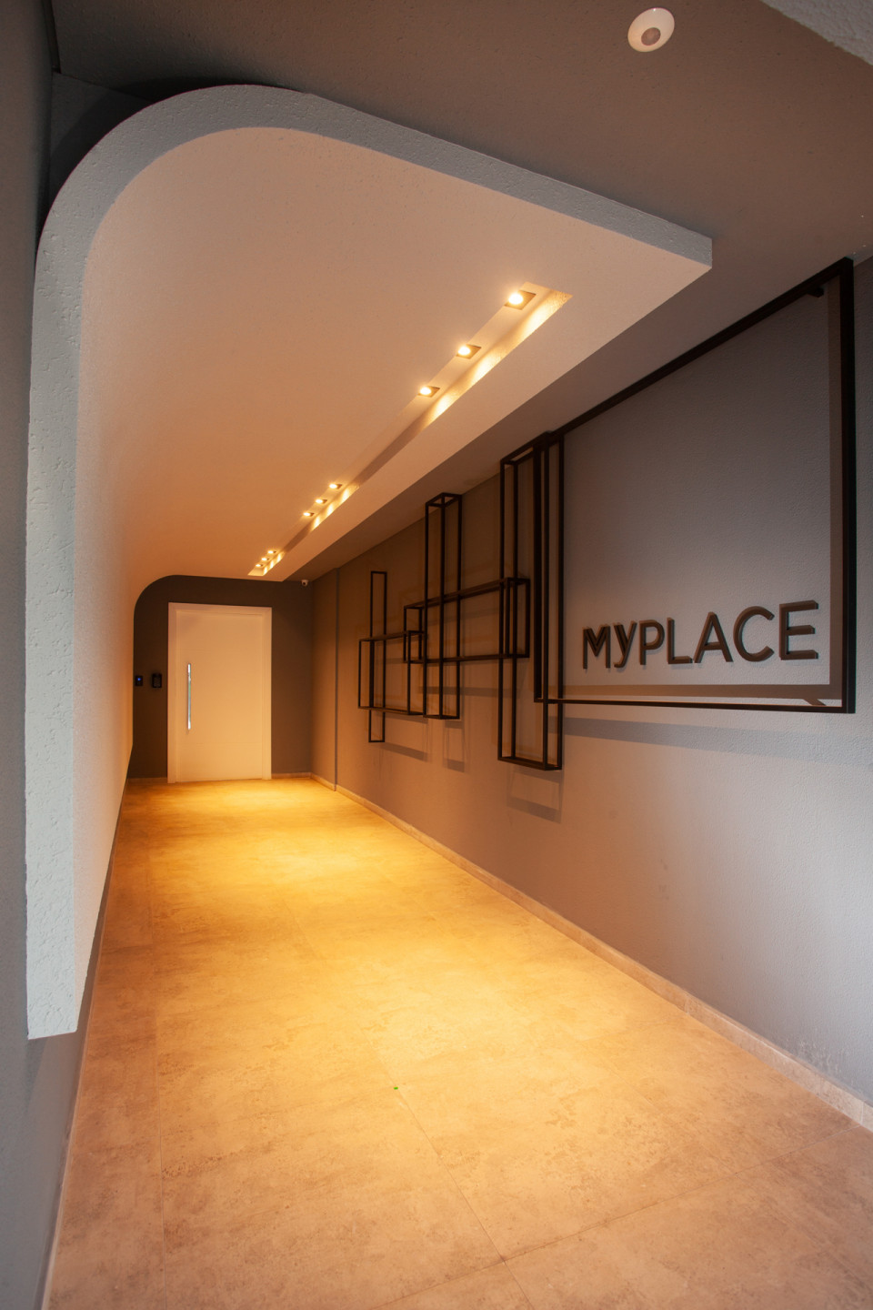 Apartamento 2 quartos sendo 1 suíte para venda no bairro Panazzolo em Caxias do Sul