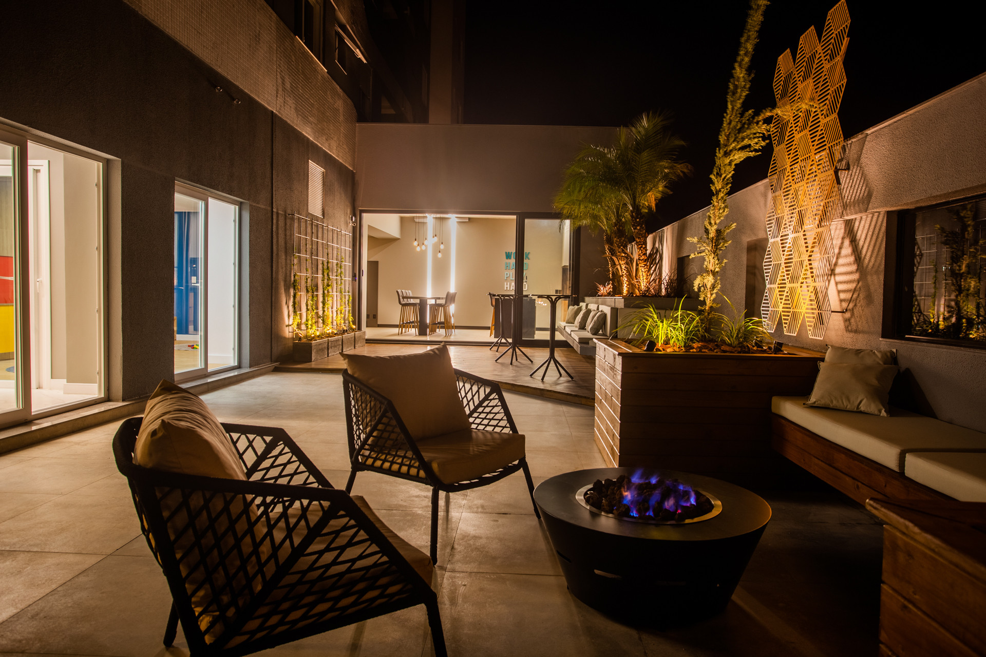 Apartamento 2 quartos sendo 1 suíte para venda no bairro Panazzolo em Caxias do Sul