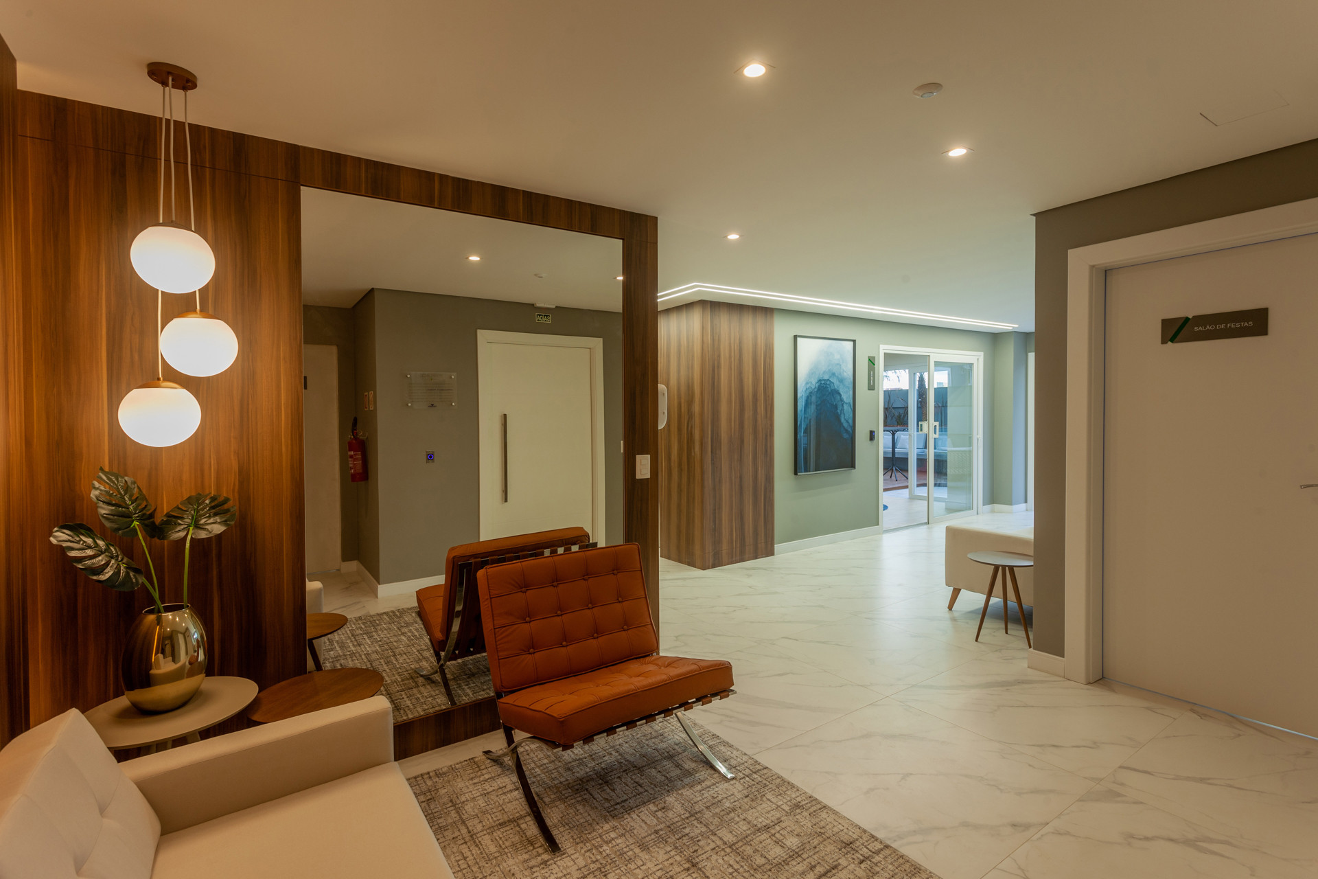 Apartamento 2 quartos sendo 1 suíte para venda no bairro Panazzolo em Caxias do Sul