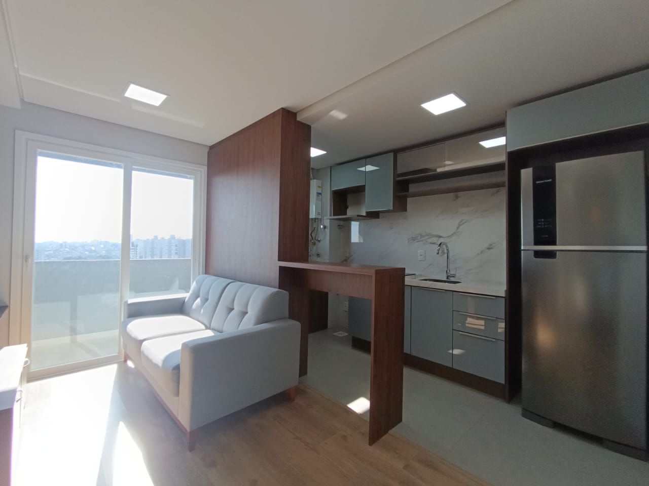 Apartamento 2 quartos sendo 1 suíte para venda no bairro Panazzolo em Caxias do Sul