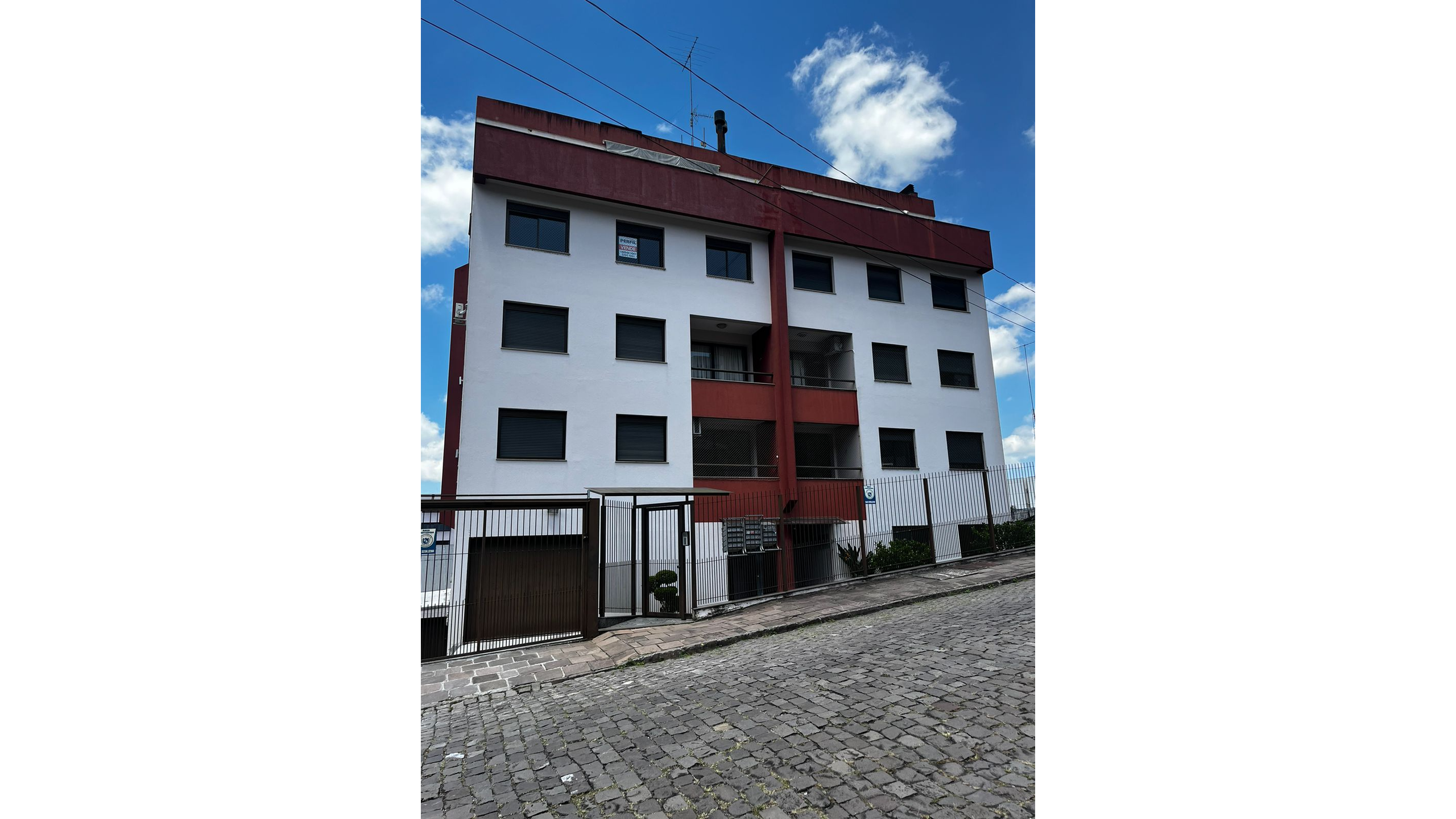 Apartamento 3 quartos sendo 1 suíte para venda no bairro Centro em Caxias do Sul