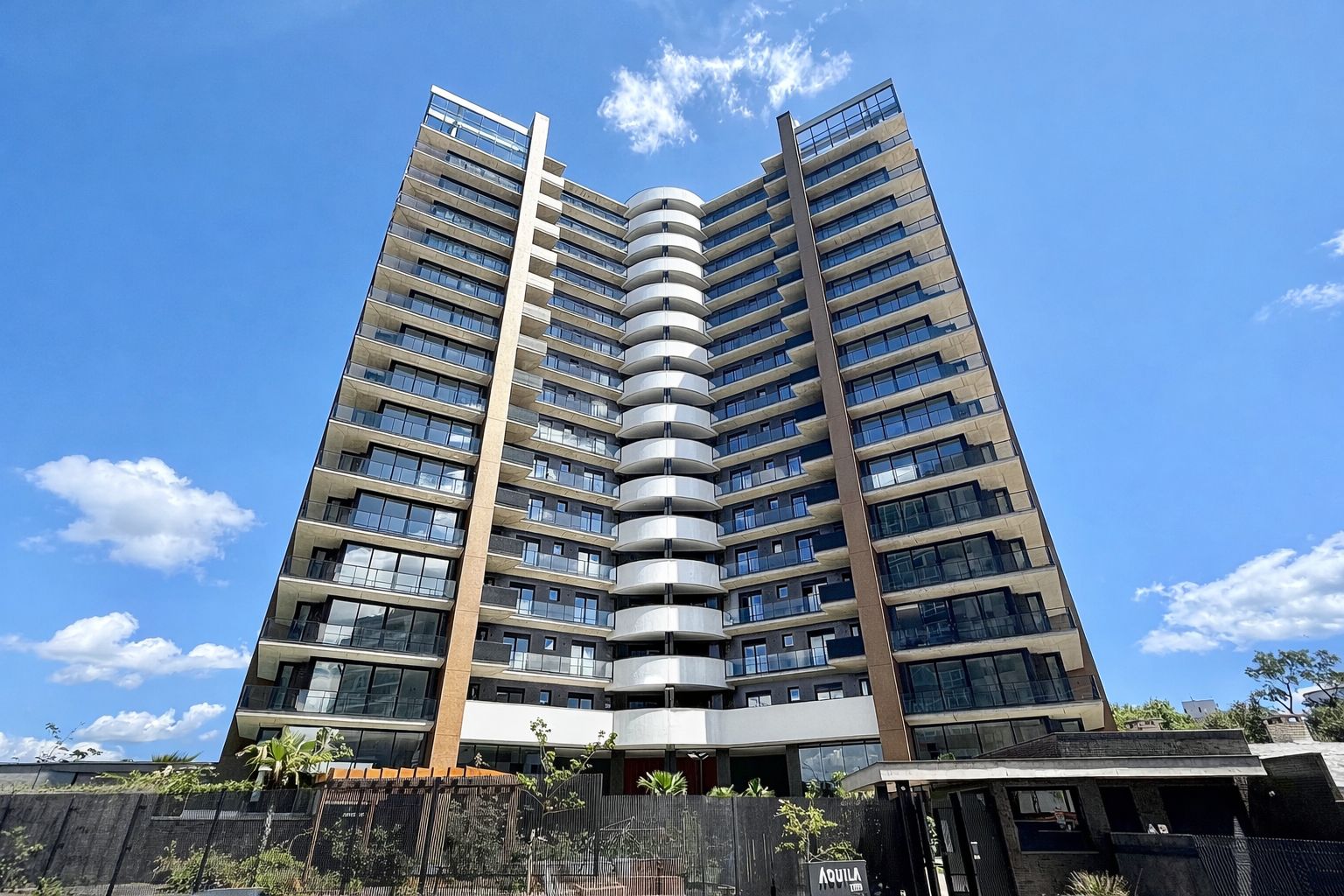 Apartamento 3 quartos sendo 3 suítes para venda no bairro Imigrante  em Bento Gonçalves