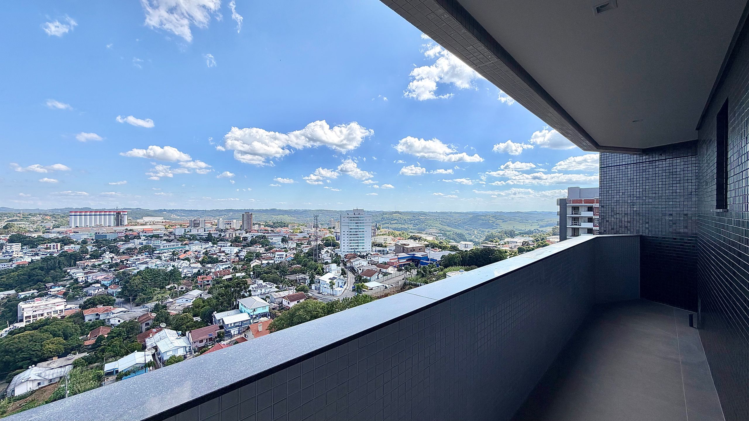 Apartamento 3 quartos sendo 3 suítes para venda no bairro Imigrante  em Bento Gonçalves