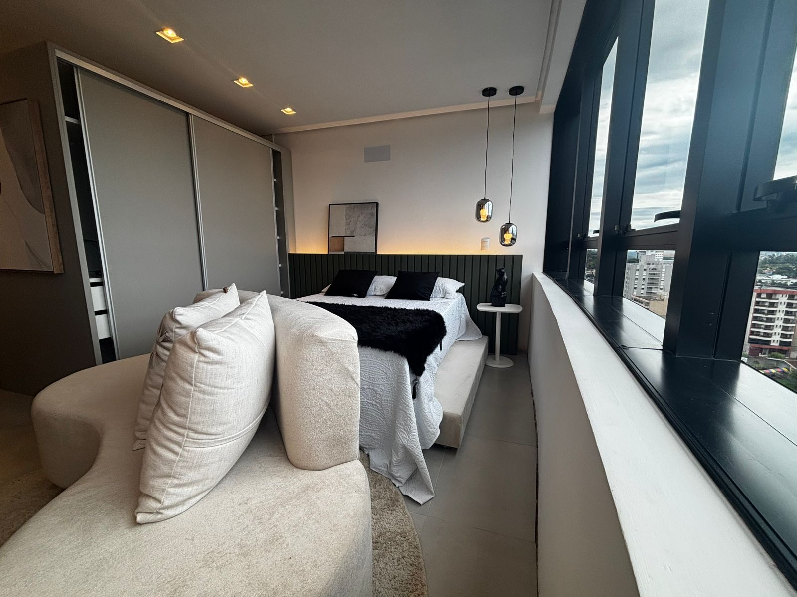 Studio 1 quarto para venda no bairro São Pelegrino em Caxias do Sul