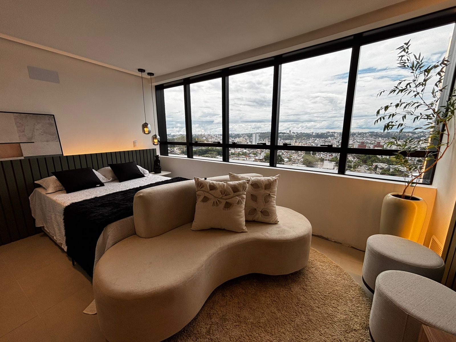 Studio 1 quarto para venda no bairro São Pelegrino em Caxias do Sul