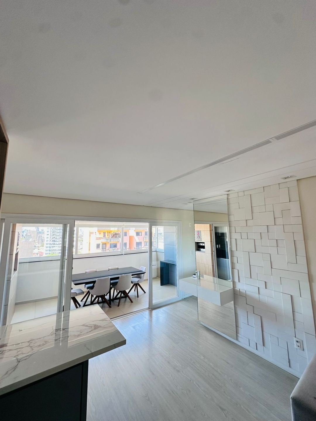 Apartamento 3 quartos sendo 1 suíte para venda no bairro Madureira em Caxias do Sul