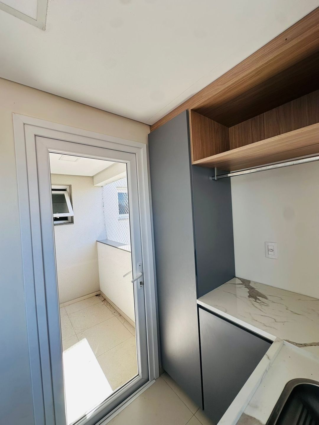 Apartamento 3 quartos sendo 1 suíte para venda no bairro Madureira em Caxias do Sul