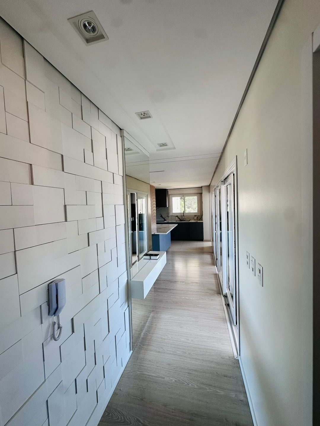 Apartamento 3 quartos sendo 1 suíte para venda no bairro Madureira em Caxias do Sul