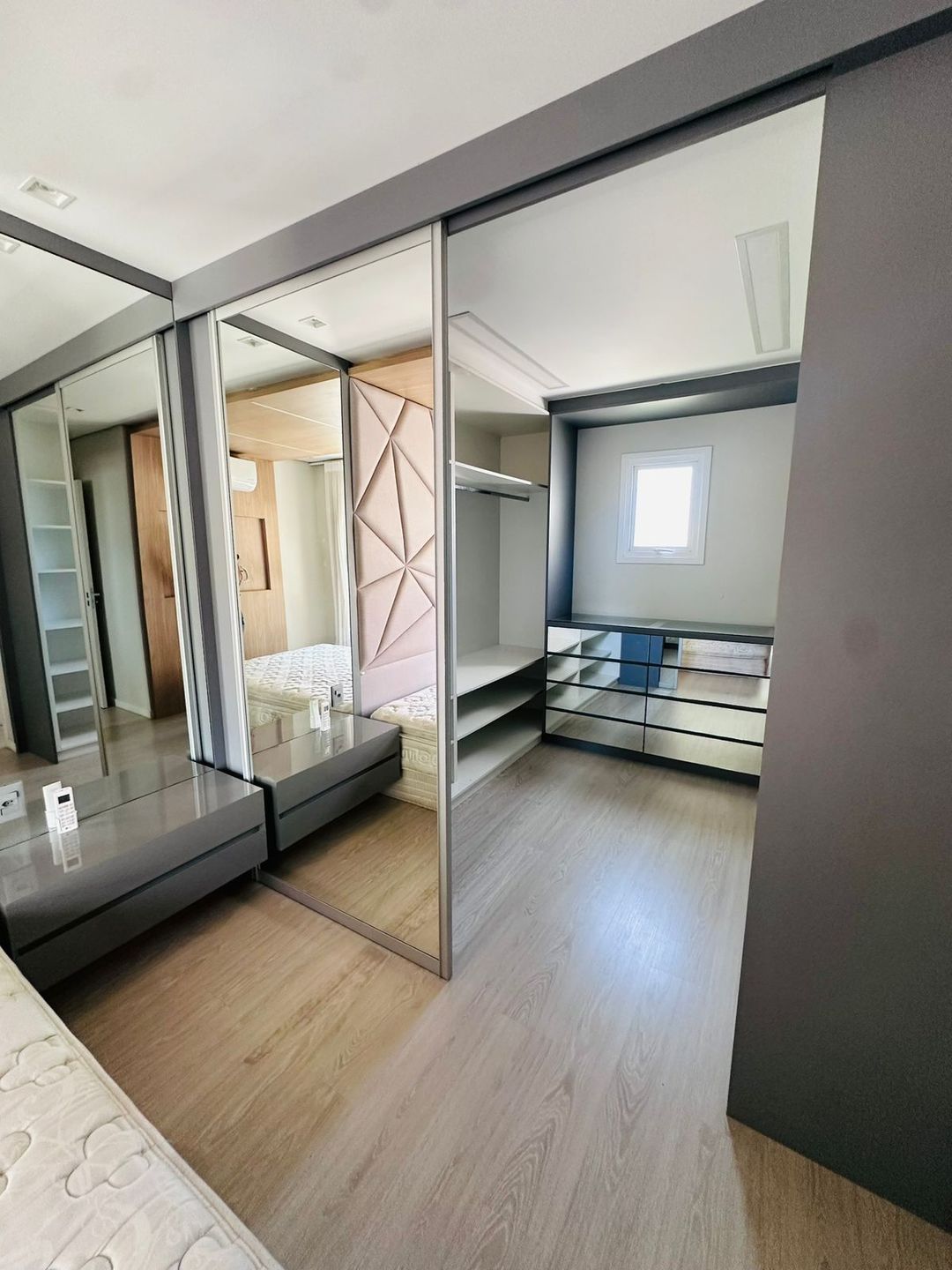 Apartamento 3 quartos sendo 1 suíte para venda no bairro Madureira em Caxias do Sul