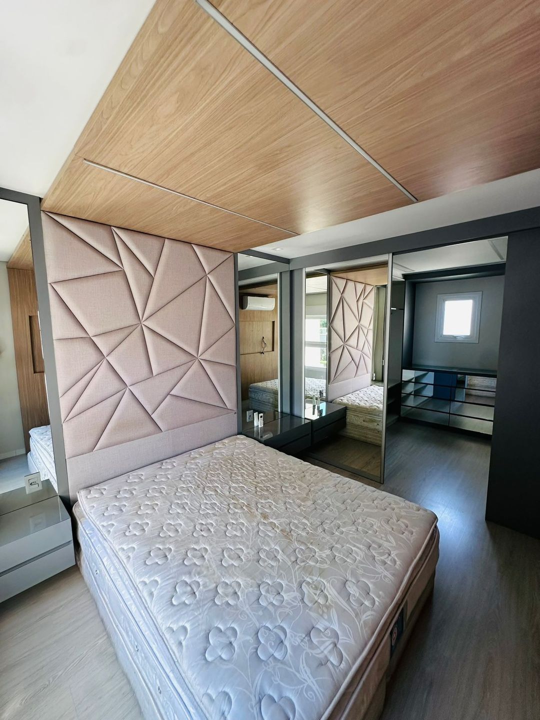 Apartamento 3 quartos sendo 1 suíte para venda no bairro Madureira em Caxias do Sul