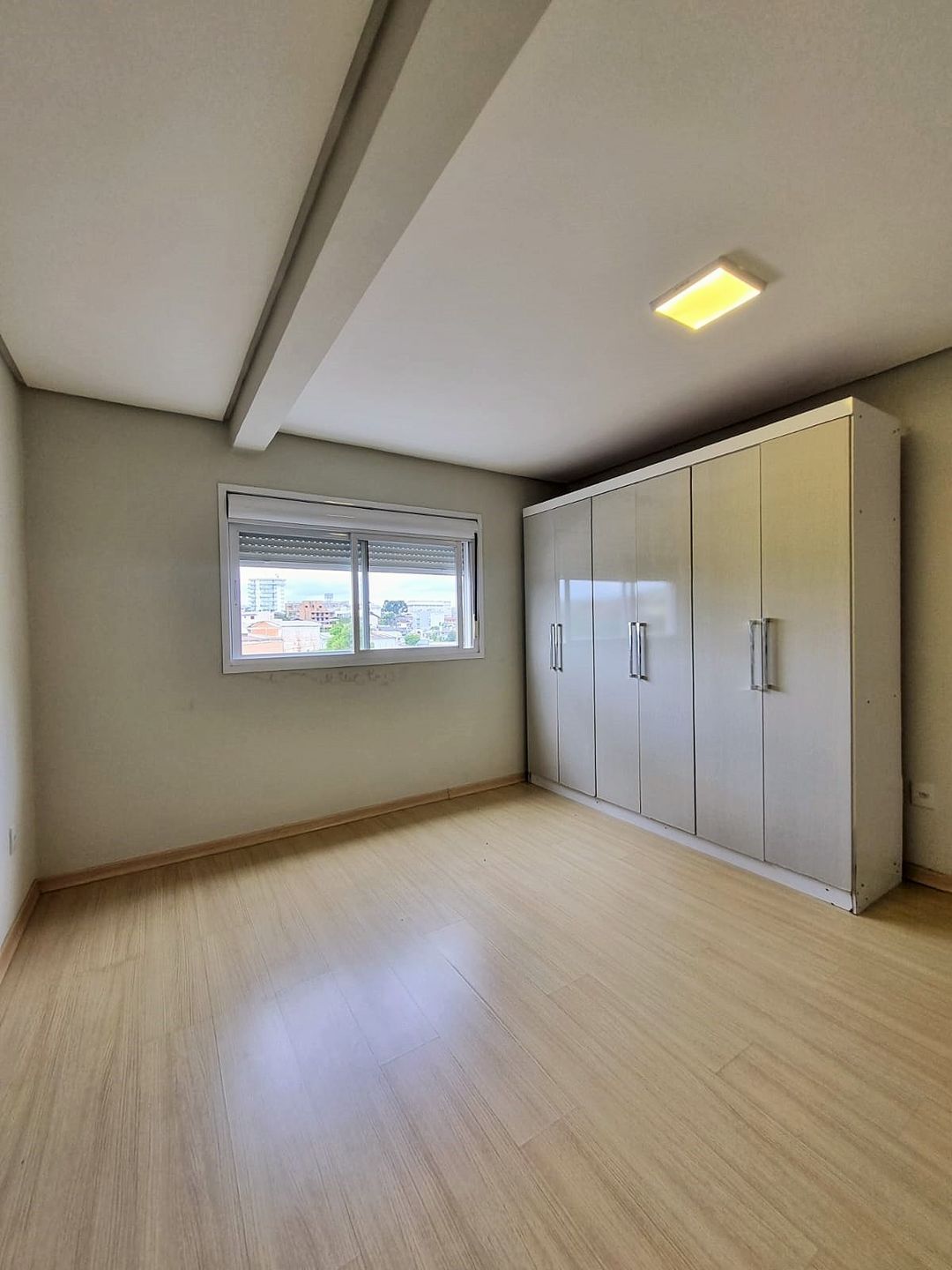 Apartamento 2 quartos sendo 2 suítes para venda no bairro Sagrada Família em Caxias do Sul