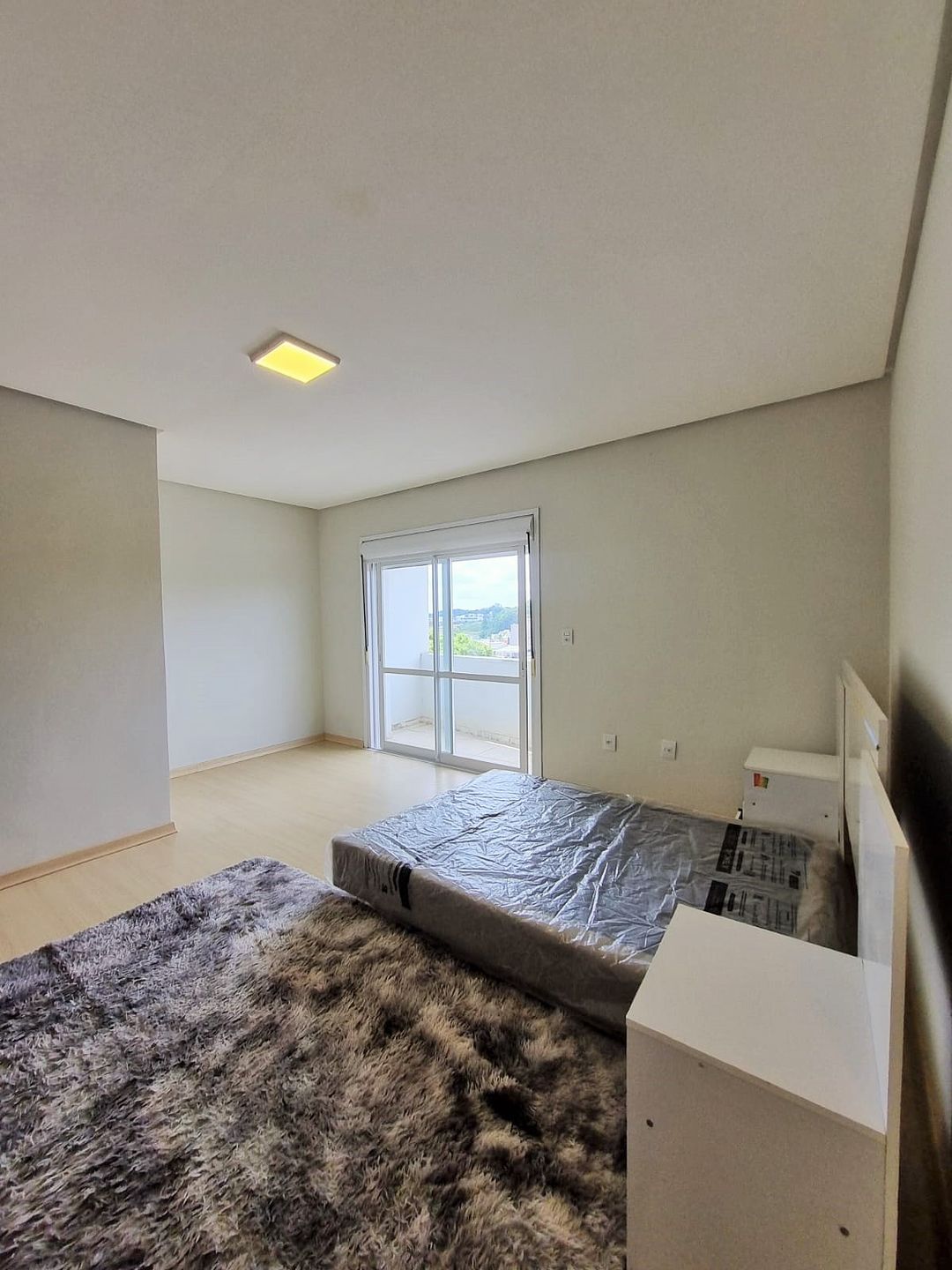 Apartamento 2 quartos sendo 2 suítes para venda no bairro Sagrada Família em Caxias do Sul