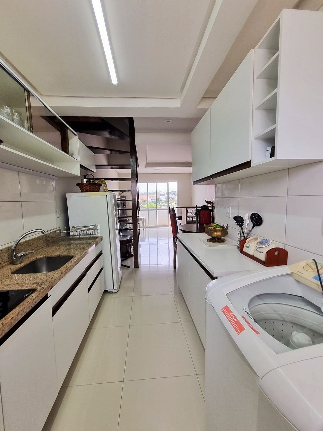 Apartamento 2 quartos sendo 2 suítes para venda no bairro Sagrada Família em Caxias do Sul