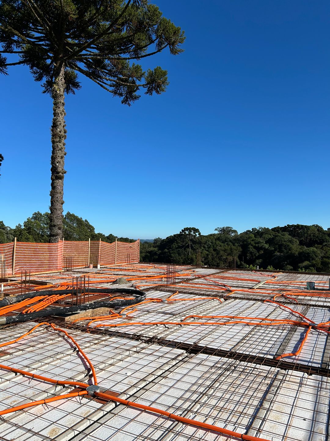 Apartamento 2 quartos sendo 2 suítes para venda no bairro Carniel em Gramado