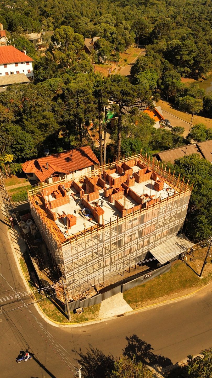 Apartamento 2 quartos sendo 2 suítes para venda no bairro Carniel em Gramado
