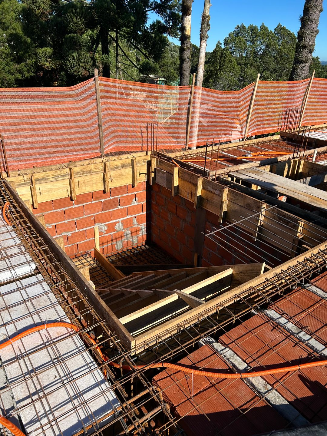 Apartamento 2 quartos sendo 2 suítes para venda no bairro Carniel em Gramado