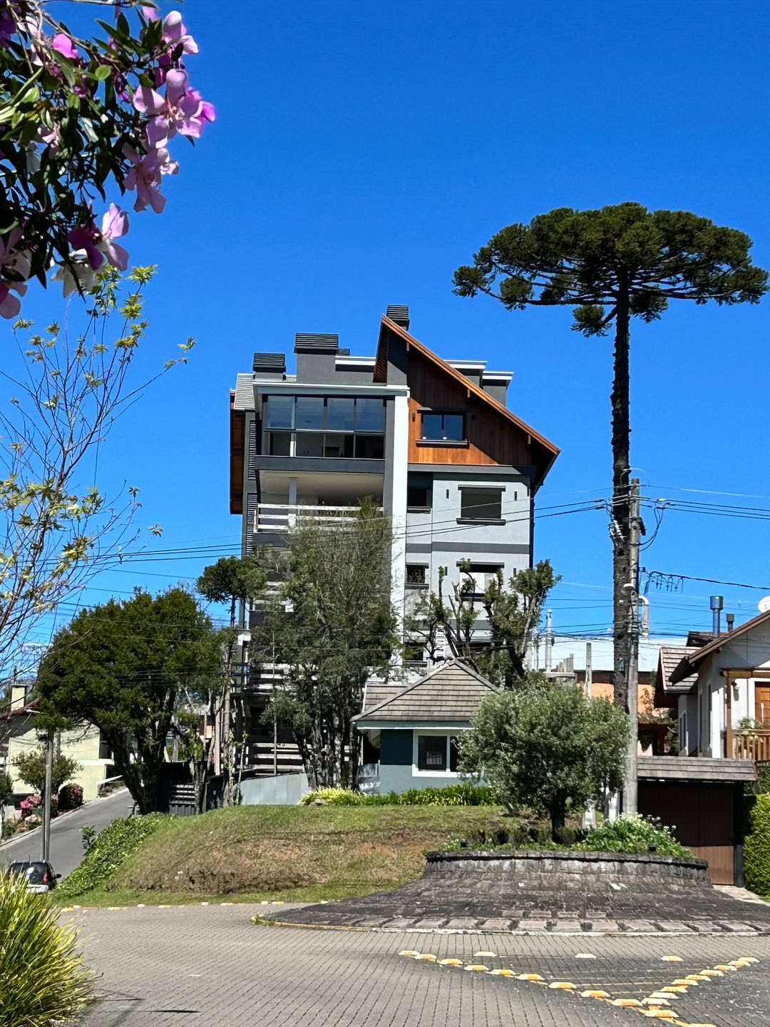 Apartamento para venda no bairro Carniel em Gramado