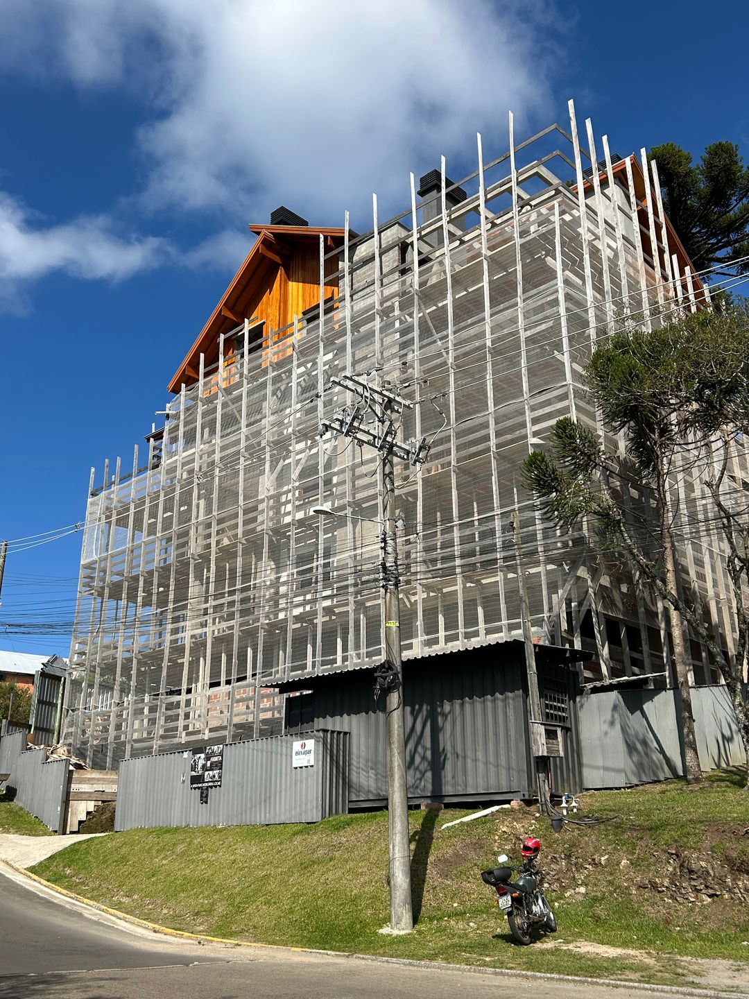 Apartamento para venda no bairro Carniel em Gramado