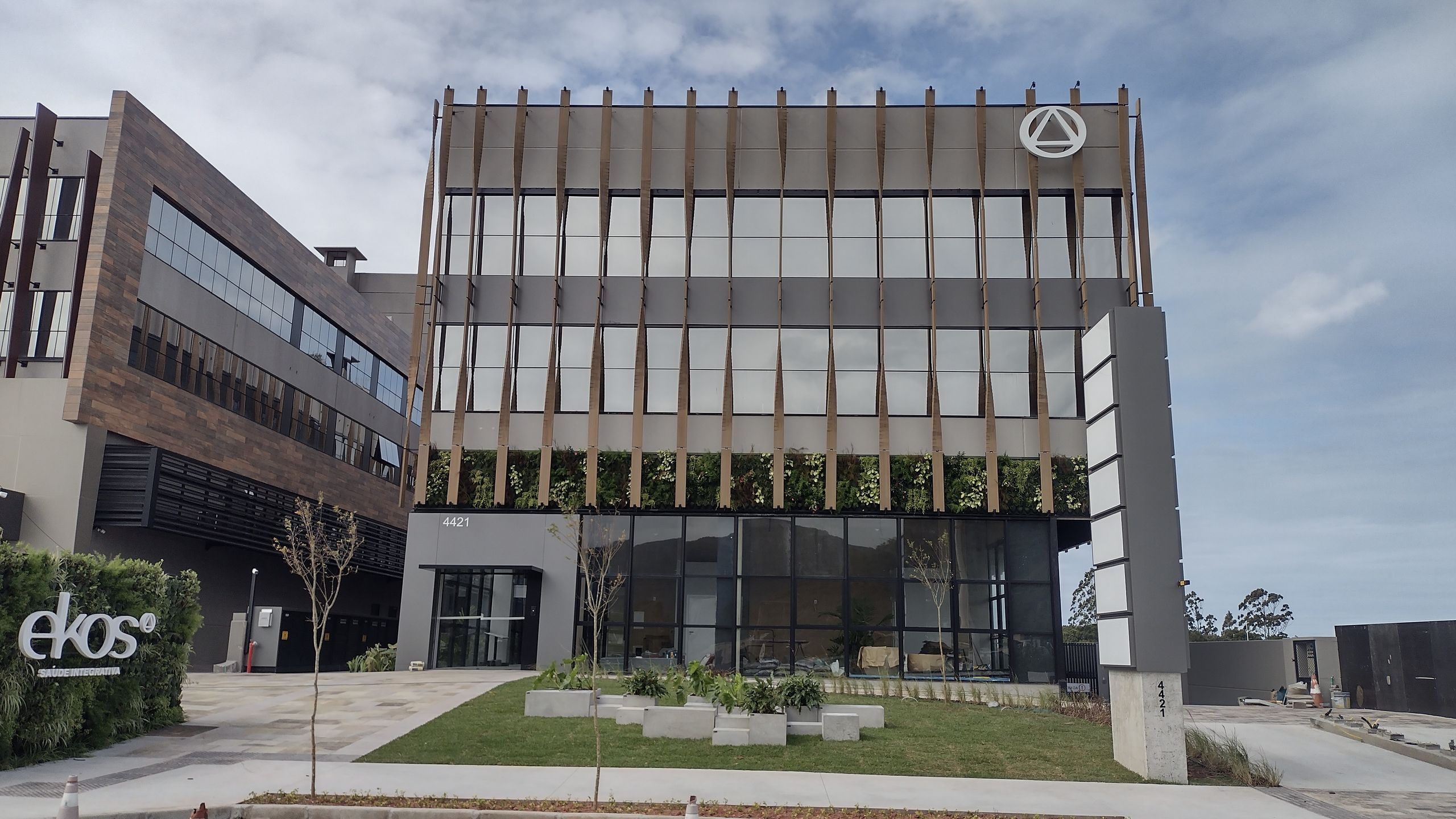 Sala Comercial para venda no bairro Campeche Central em Florianópolis