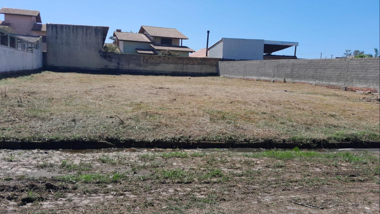 Terreno à venda, 322m² - Foto 1