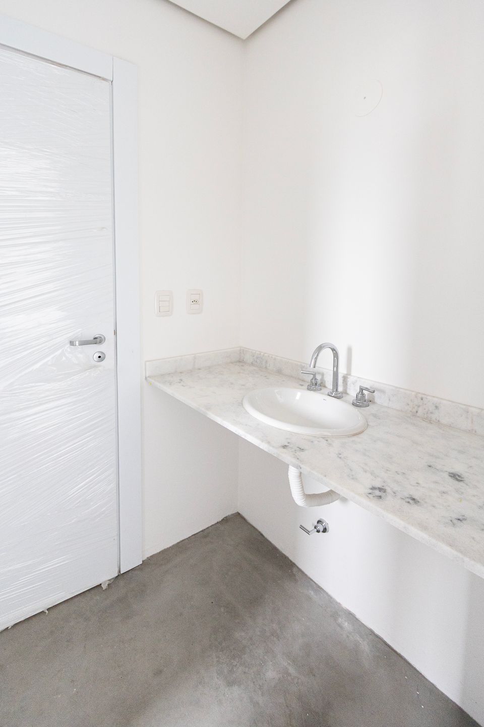 Apartamento 1 quarto sendo 1 suíte para venda no bairro Bavaria em Gramado
