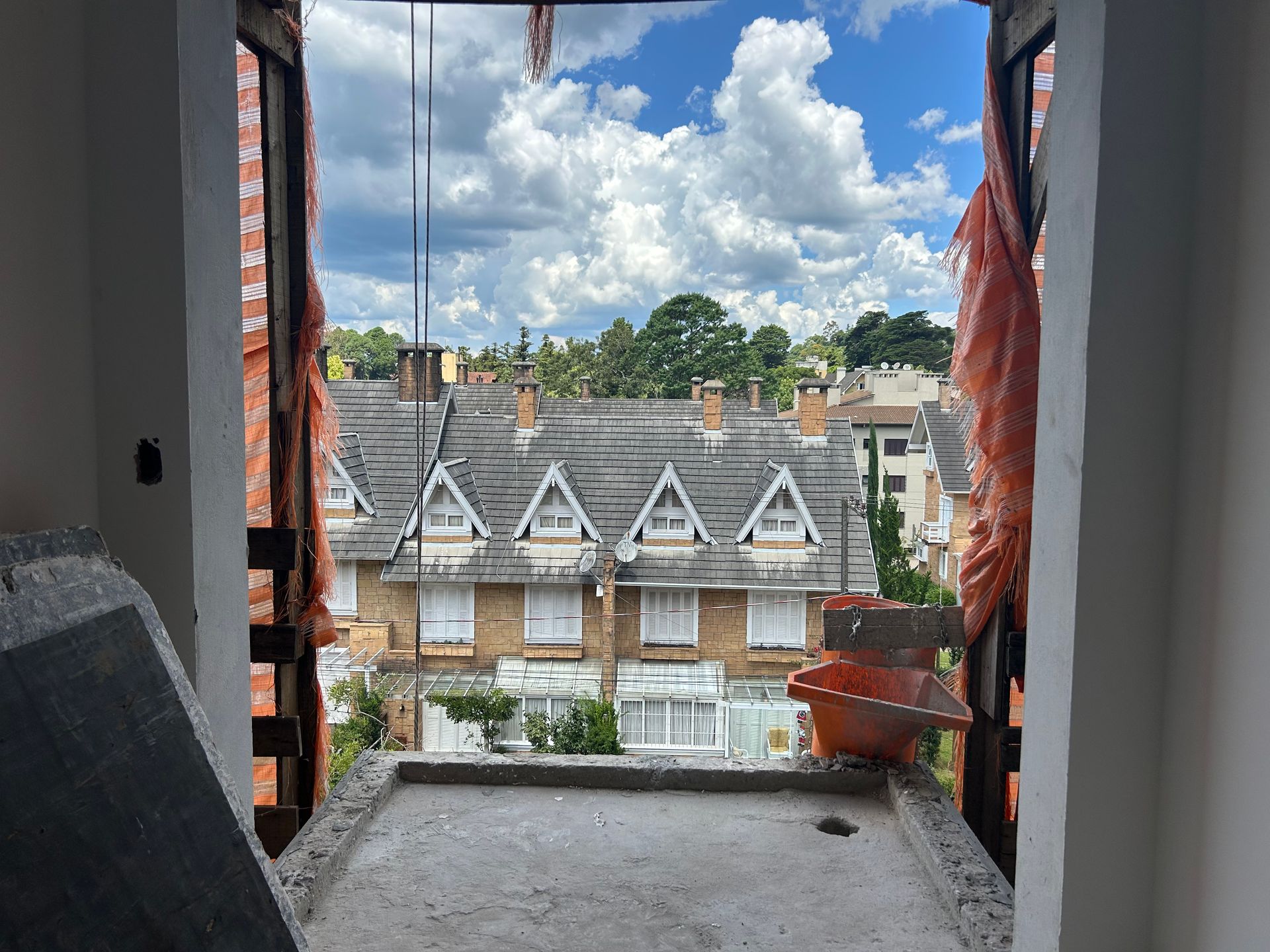 Apartamento 2 quartos sendo 1 suíte para venda no bairro Planalto em Gramado