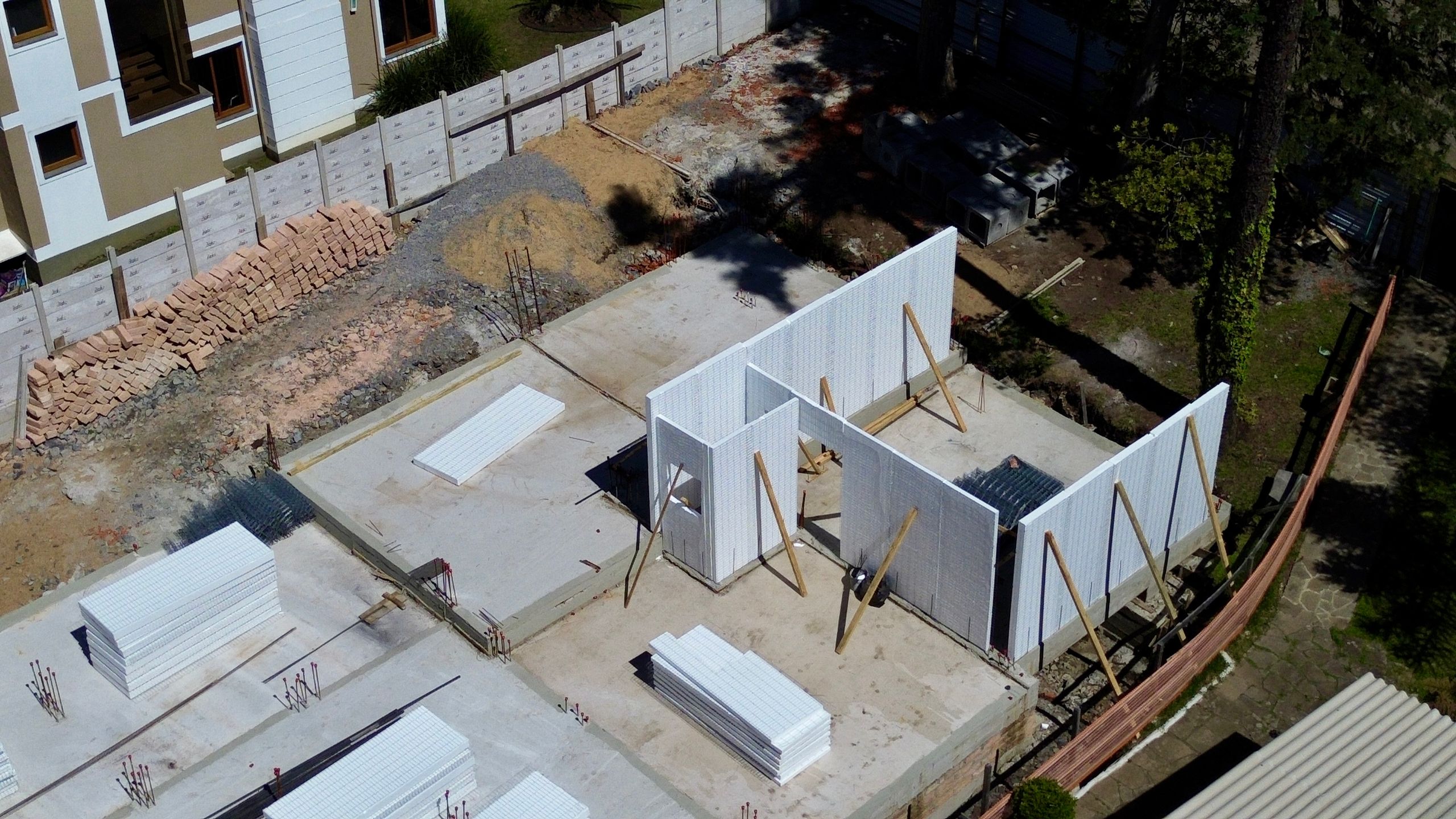 Casa de Condomínio para venda no bairro Vila Suzana em Canela