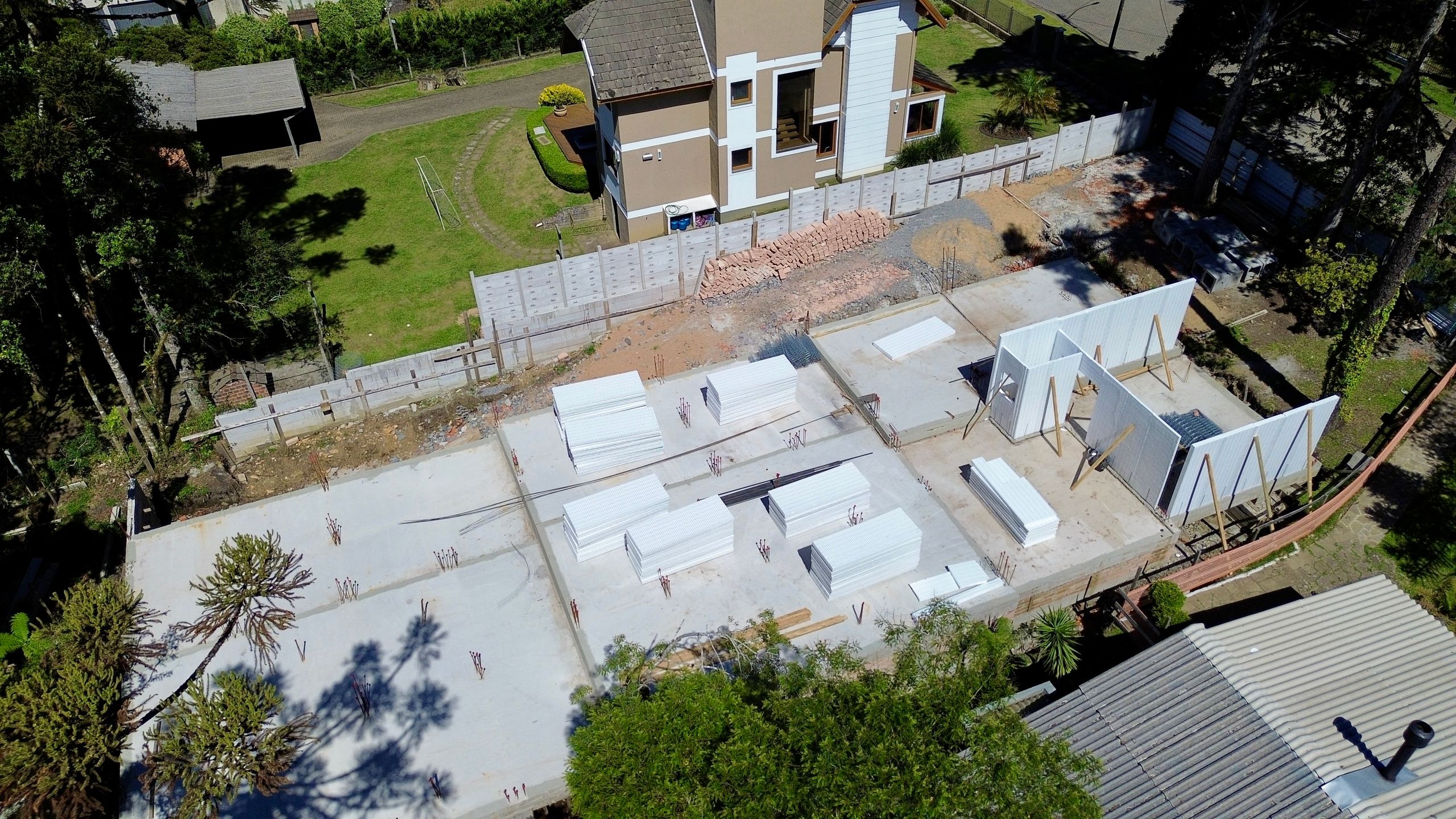 Casa de Condomínio para venda no bairro Vila Suzana em Canela