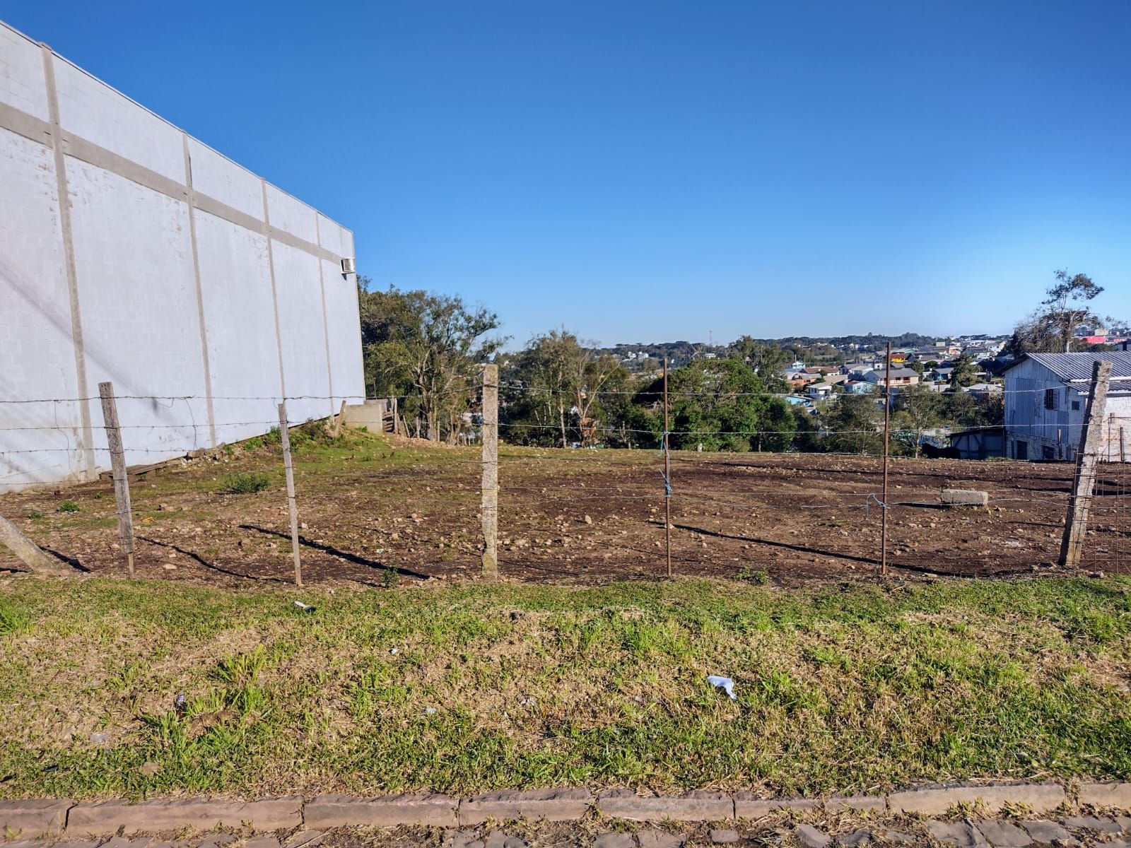 Terreno para venda no bairro Jardim Eldorado em Caxias do Sul