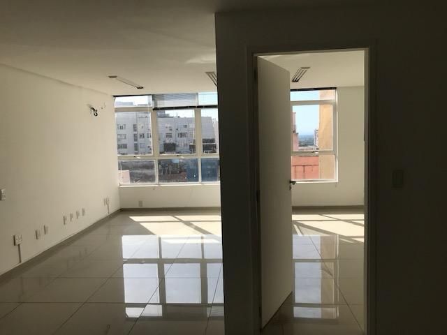 Sala Comercial Aérea para venda no bairro Centro Histórico em Porto Alegre
