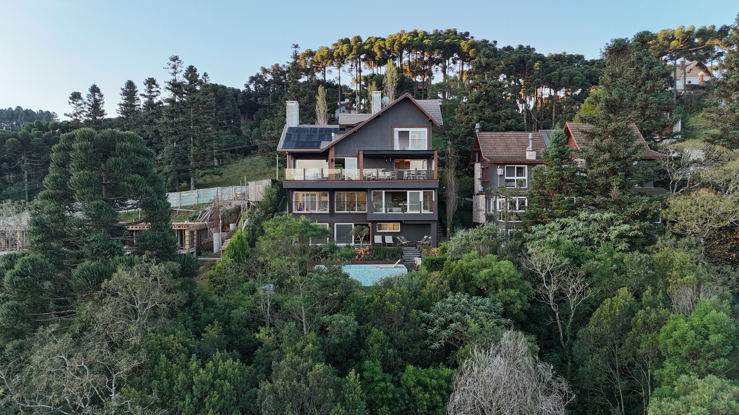 Casa 5 quartos sendo 5 suítes para venda no bairro Aspen Mountain em Gramado