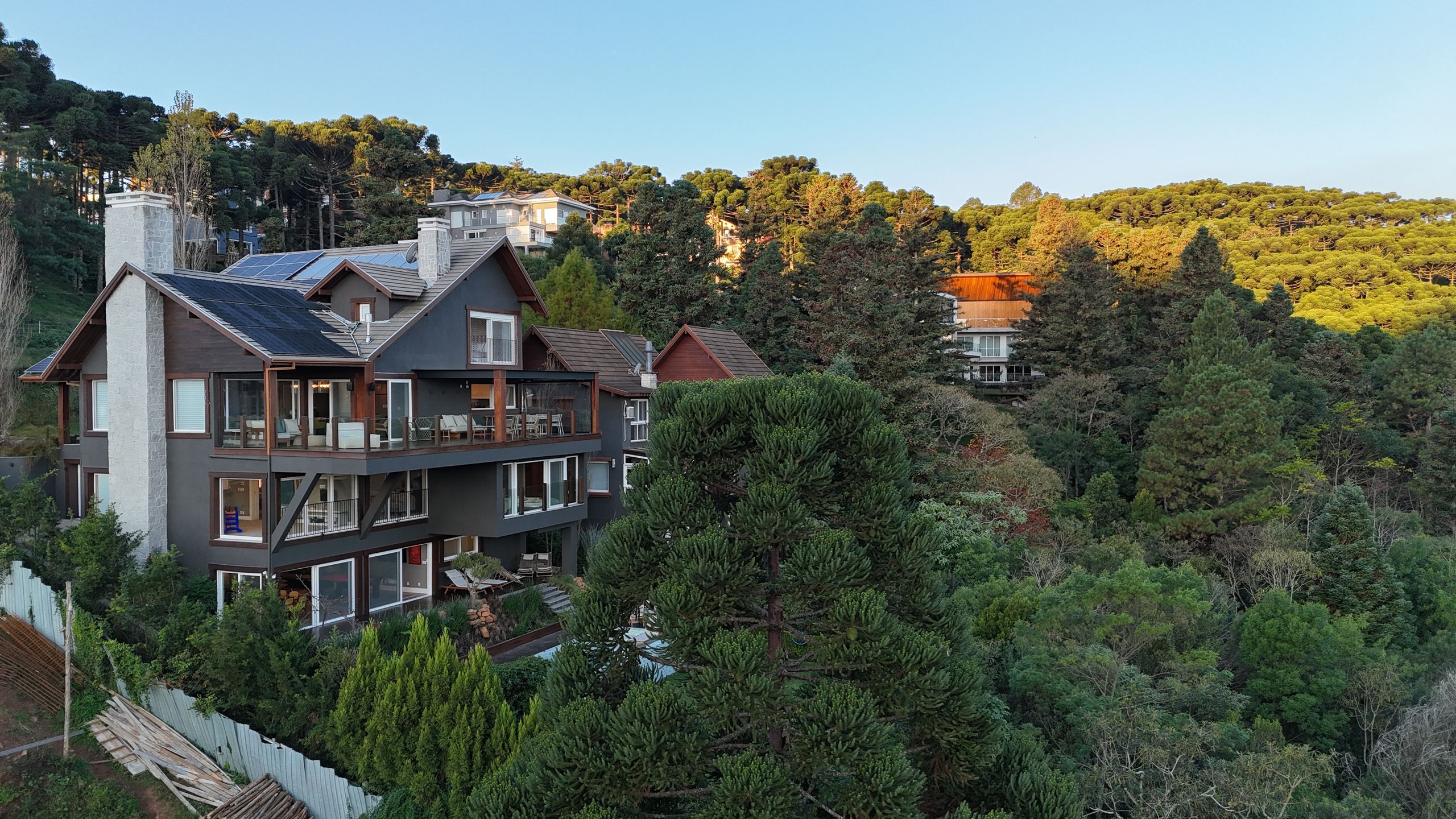 Casa 5 quartos sendo 5 suítes para venda no bairro Aspen Mountain em Gramado