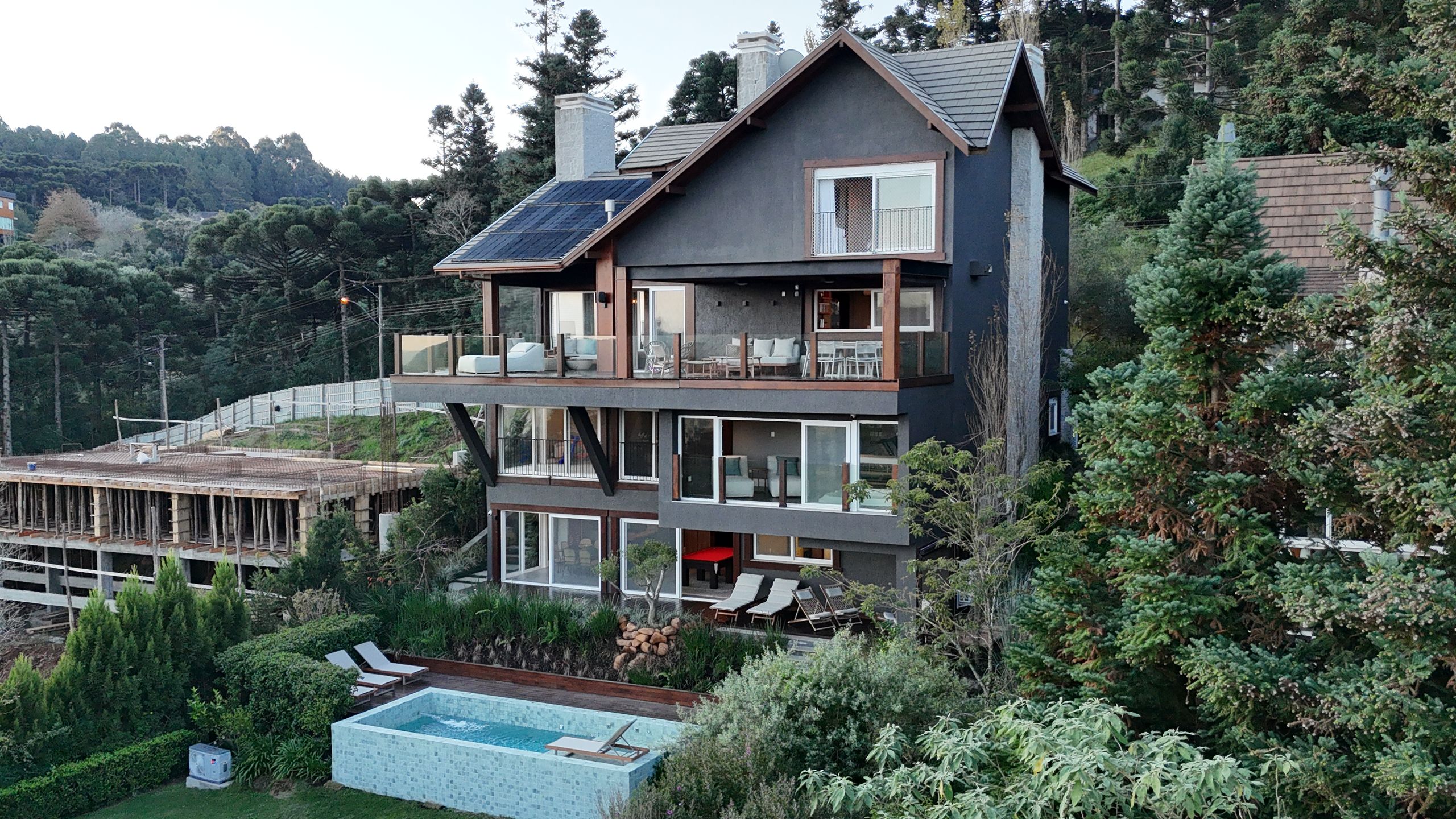 Casa 5 quartos sendo 5 suítes para venda no bairro Aspen Mountain em Gramado
