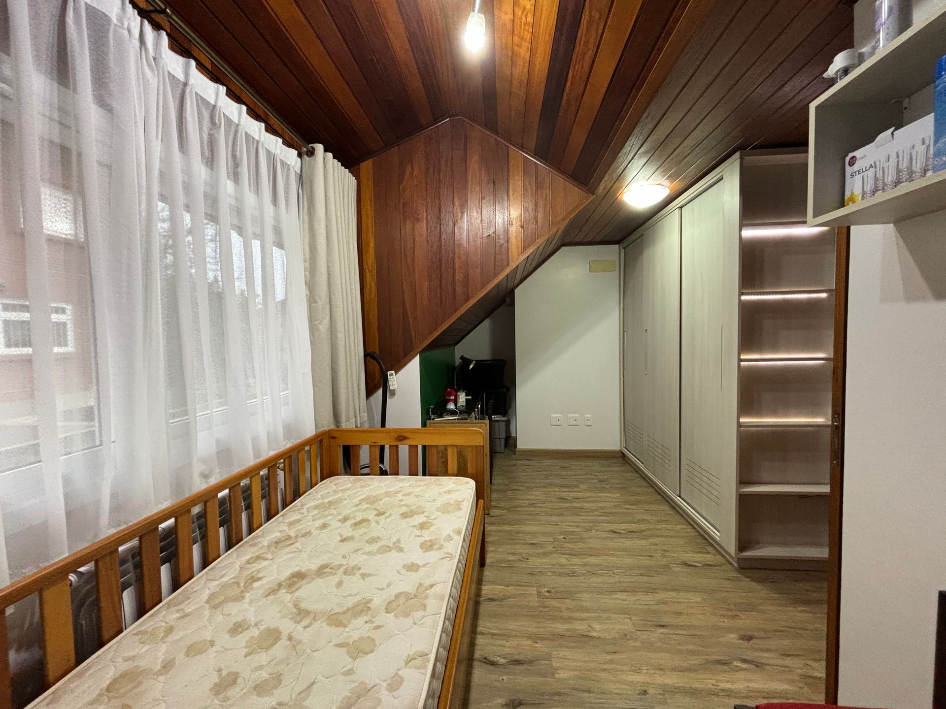 Casa à venda com 4 quartos, 166m² - Foto 14