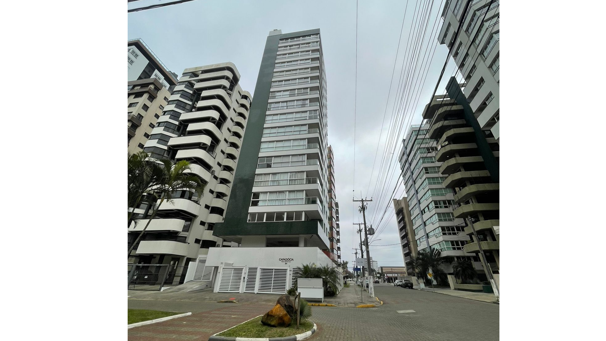 Apartamento 3 quartos sendo 1 suíte para venda no bairro Centro em Torres