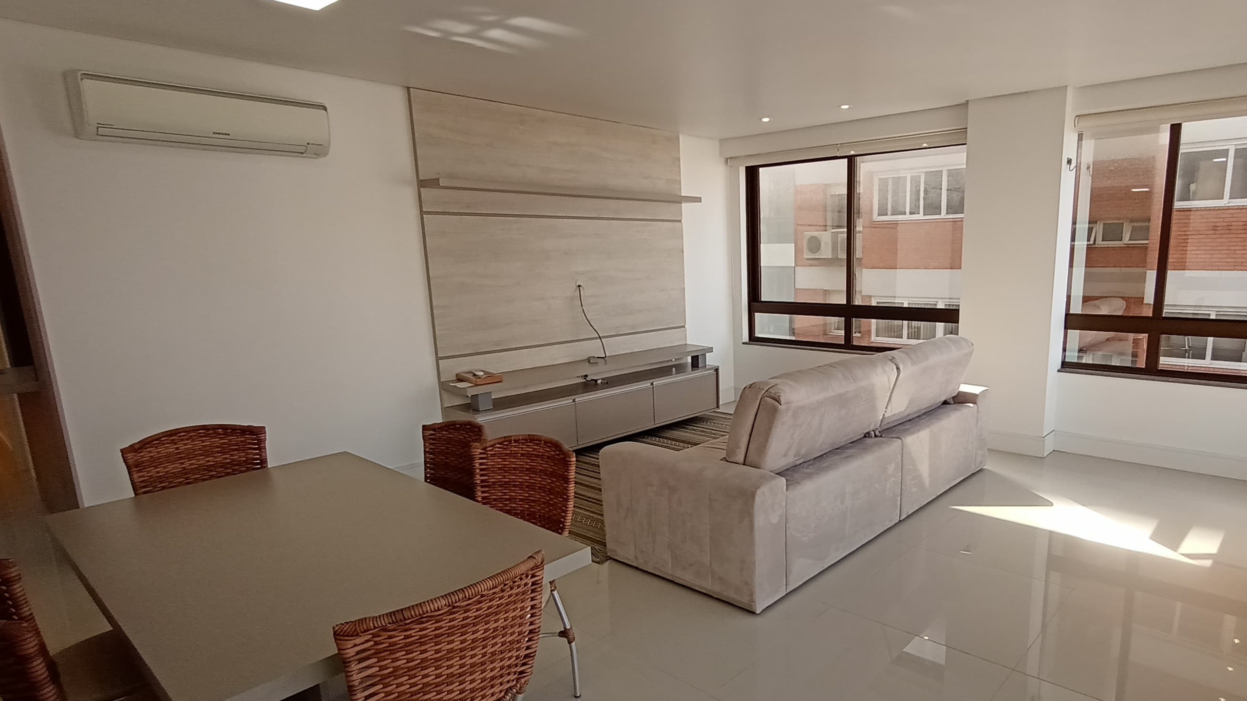 Apartamento 3 quartos sendo 3 suítes para venda no bairro Predial em Torres