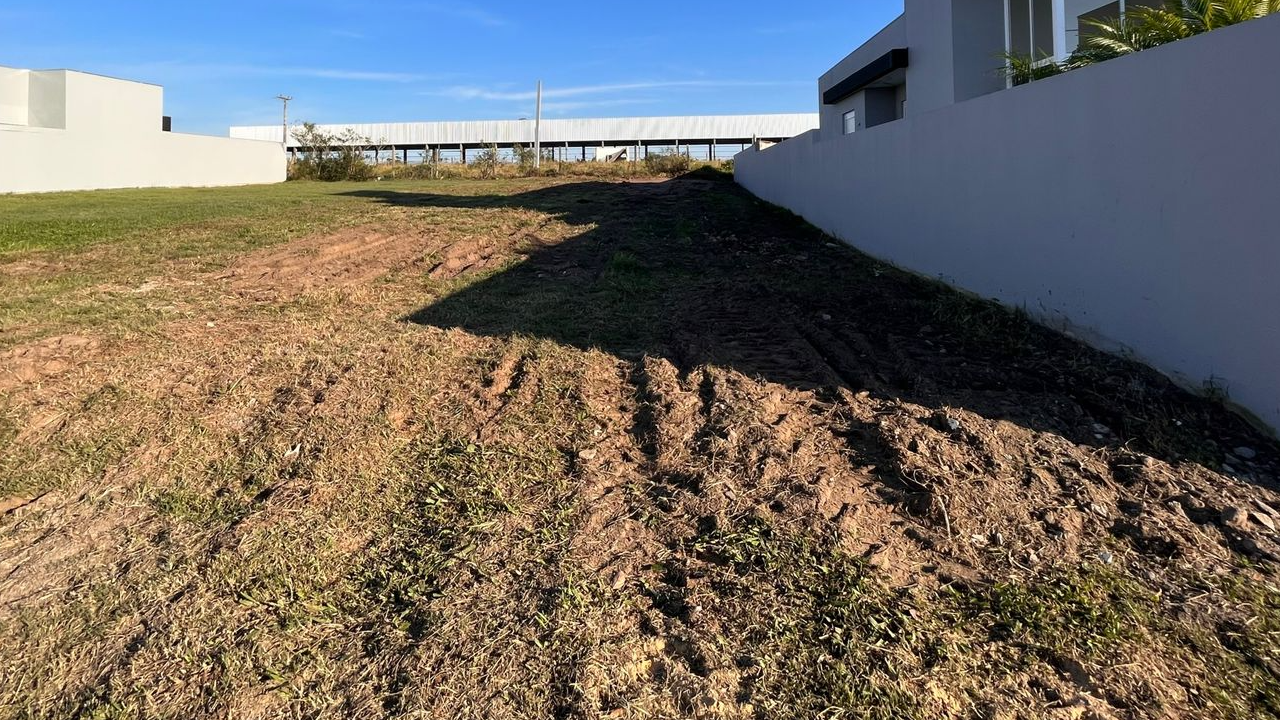 Terreno à venda, 360m² - Foto 1