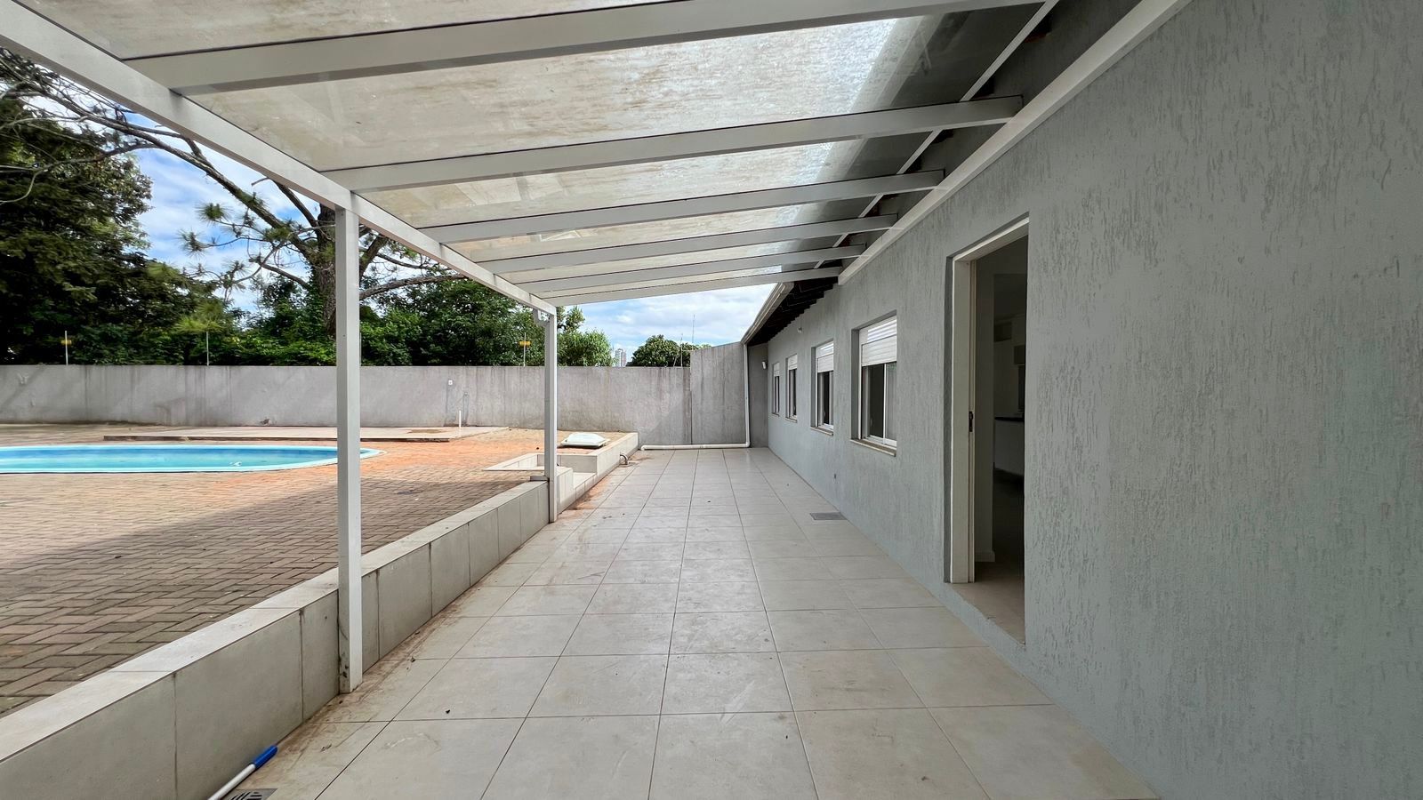 Casa 2 quartos sendo 1 suíte para venda no bairro Vila Nova em Novo Hamburgo