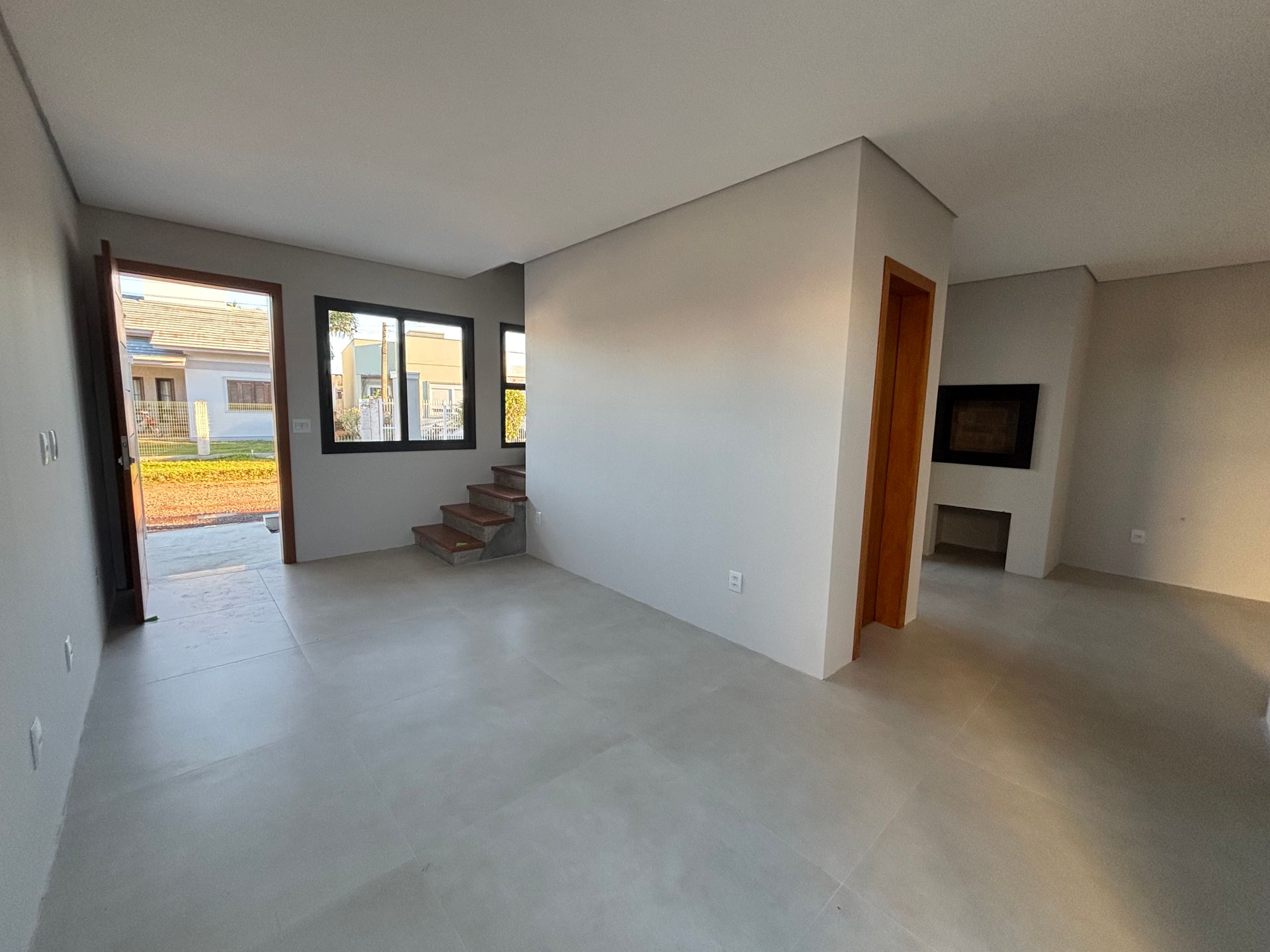Sobrado Duplex para venda no bairro Igra Sul em Torres