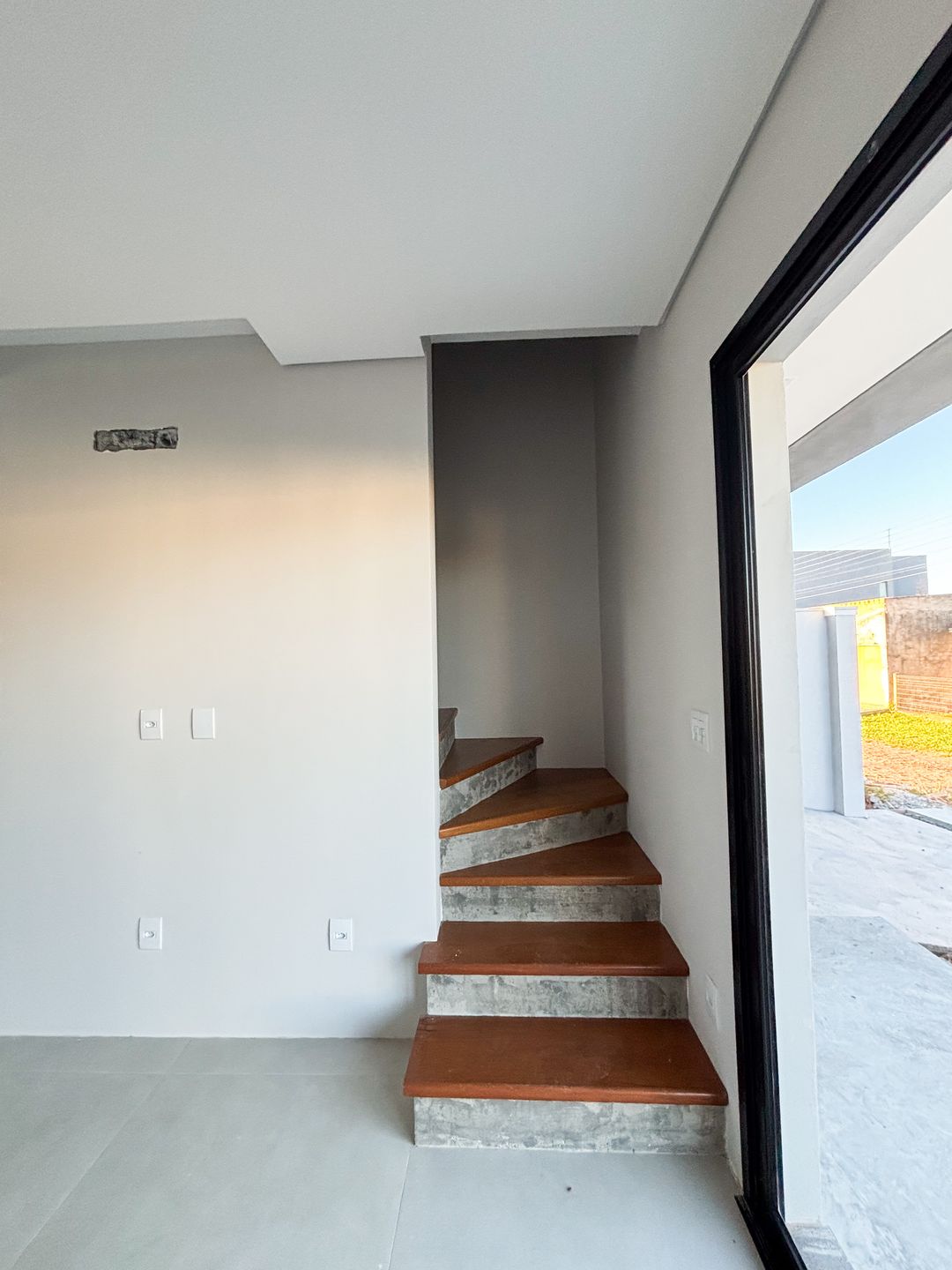 Sobrado Duplex para venda no bairro Igra Sul em Torres