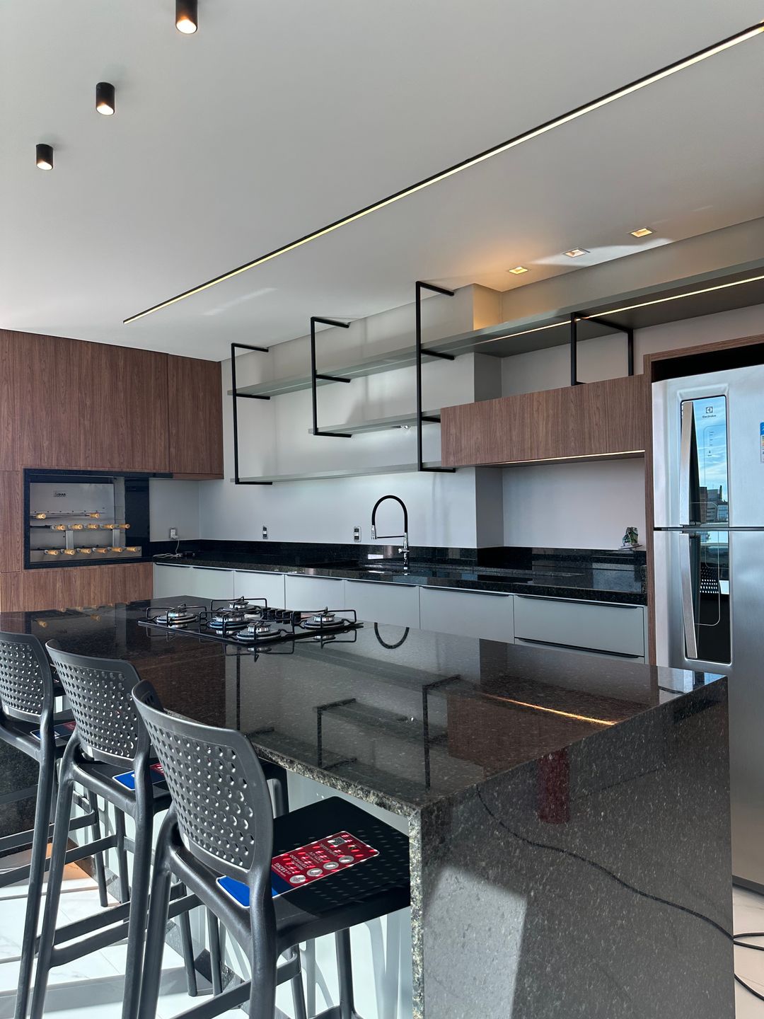 Apartamento 3 quartos sendo 1 suíte para venda no bairro Annes em Passo Fundo