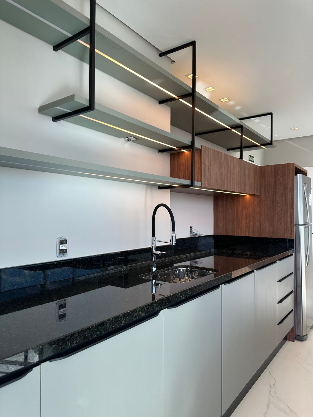 Apartamento 3 quartos sendo 1 suíte para venda no bairro Annes em Passo Fundo