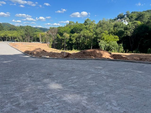 Lote para venda no bairro Vila Nova em Bento Gonçalves