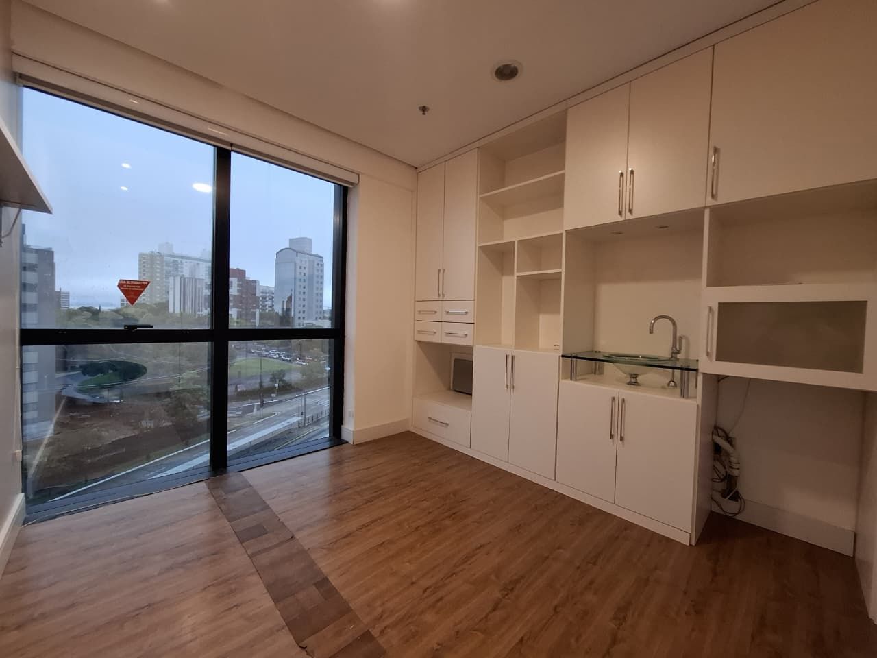 Sala Comercial Aérea para venda no bairro Auxiliadora em Porto Alegre