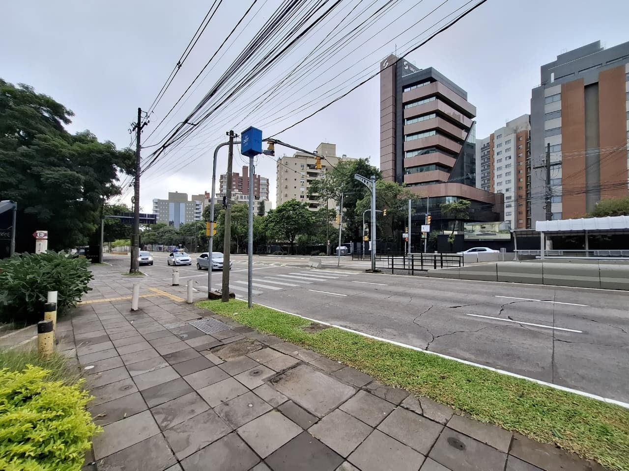 Sala Comercial Aérea para venda no bairro Auxiliadora em Porto Alegre