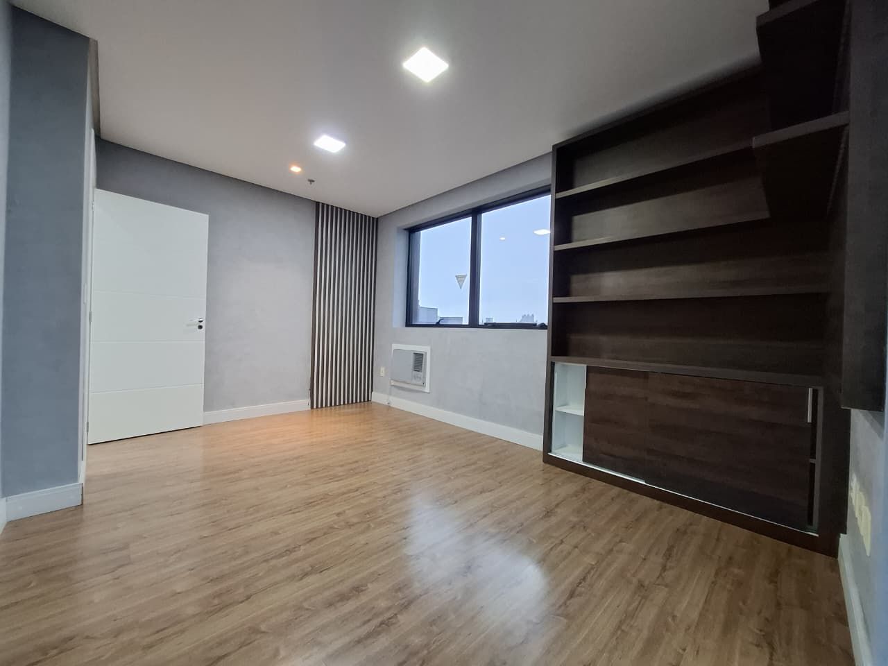 Sala Comercial Aérea para venda no bairro Auxiliadora em Porto Alegre