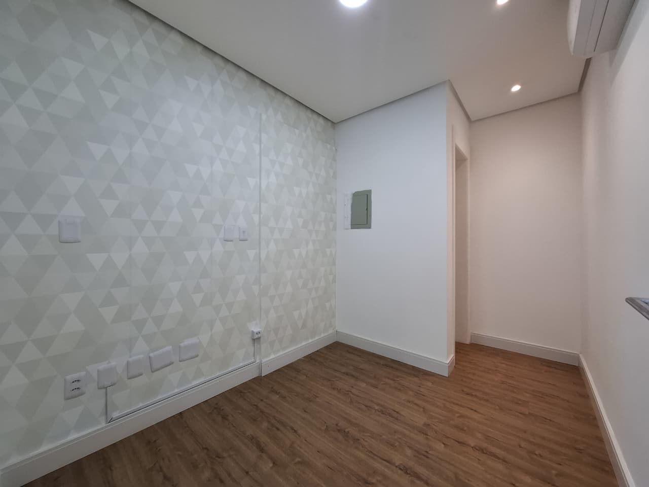 Sala Comercial Aérea para venda no bairro Auxiliadora em Porto Alegre