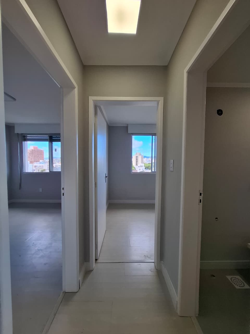 Apartamento para venda no bairro Azenha em Porto Alegre